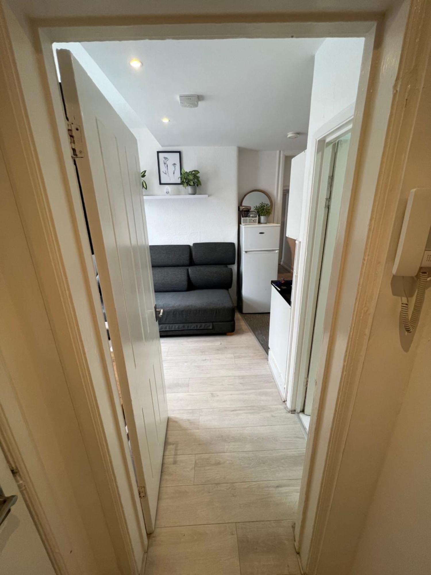 Miles 4Floor Apartment London Exterior photo